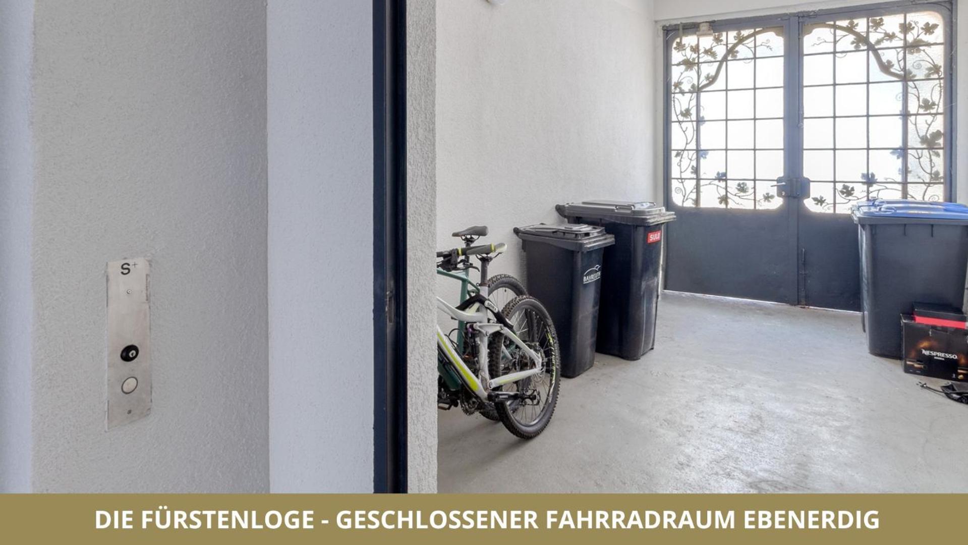 Neu Fewo Fuerstenloge 1-6 Pers Hinter Dem Markgraeflichen Opernhaus - 2 Schlafzimmer Mit Boxspringbetten 4 Einzel Oder 2 Doppelbetten, Balkon Und Einbaukueche, Barrierearm Bayreuth Exteriör bild