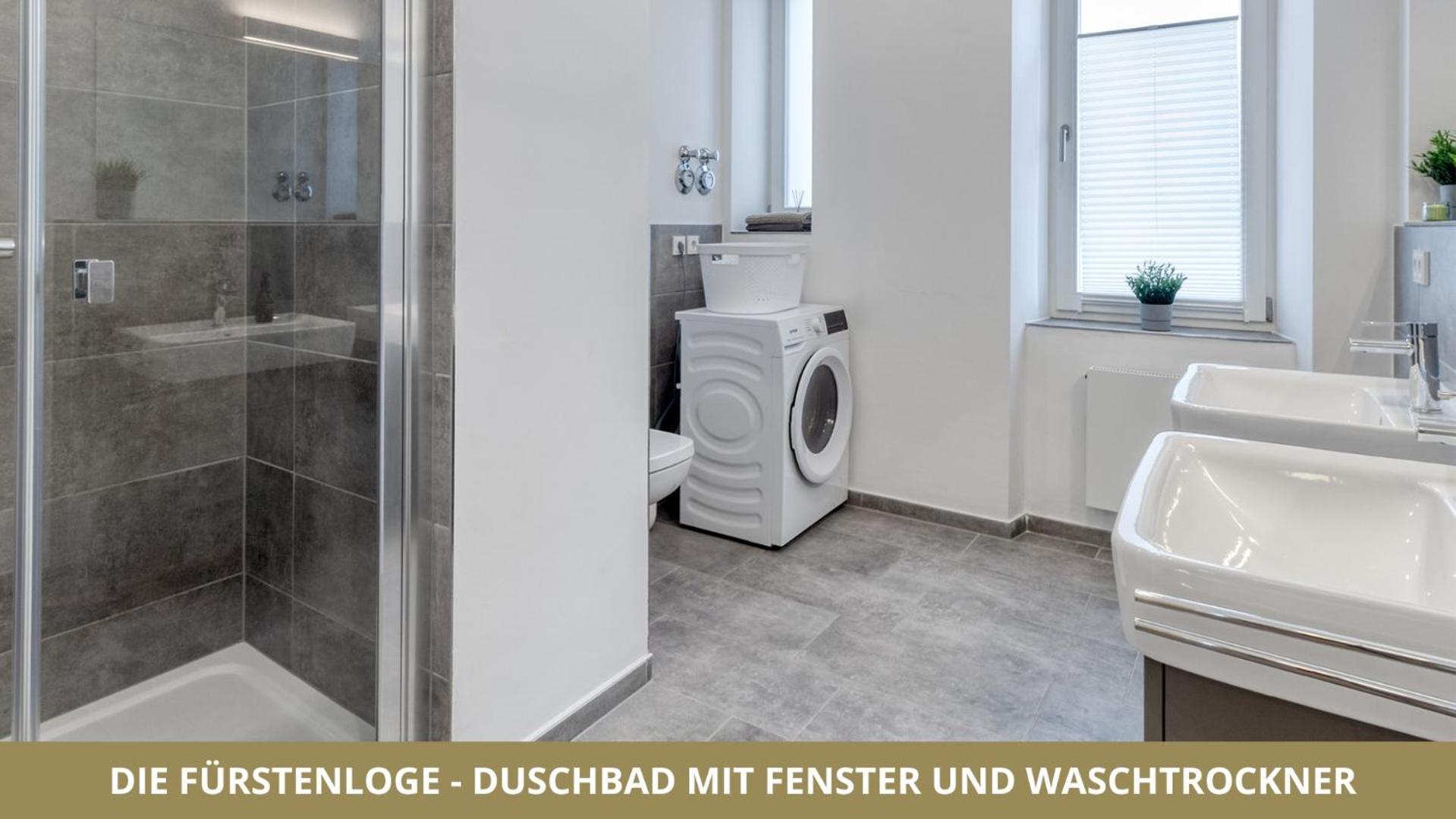 Neu Fewo Fuerstenloge 1-6 Pers Hinter Dem Markgraeflichen Opernhaus - 2 Schlafzimmer Mit Boxspringbetten 4 Einzel Oder 2 Doppelbetten, Balkon Und Einbaukueche, Barrierearm Bayreuth Exteriör bild